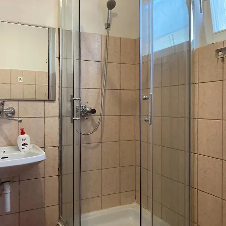 Two - In A House Apartamento Tisno